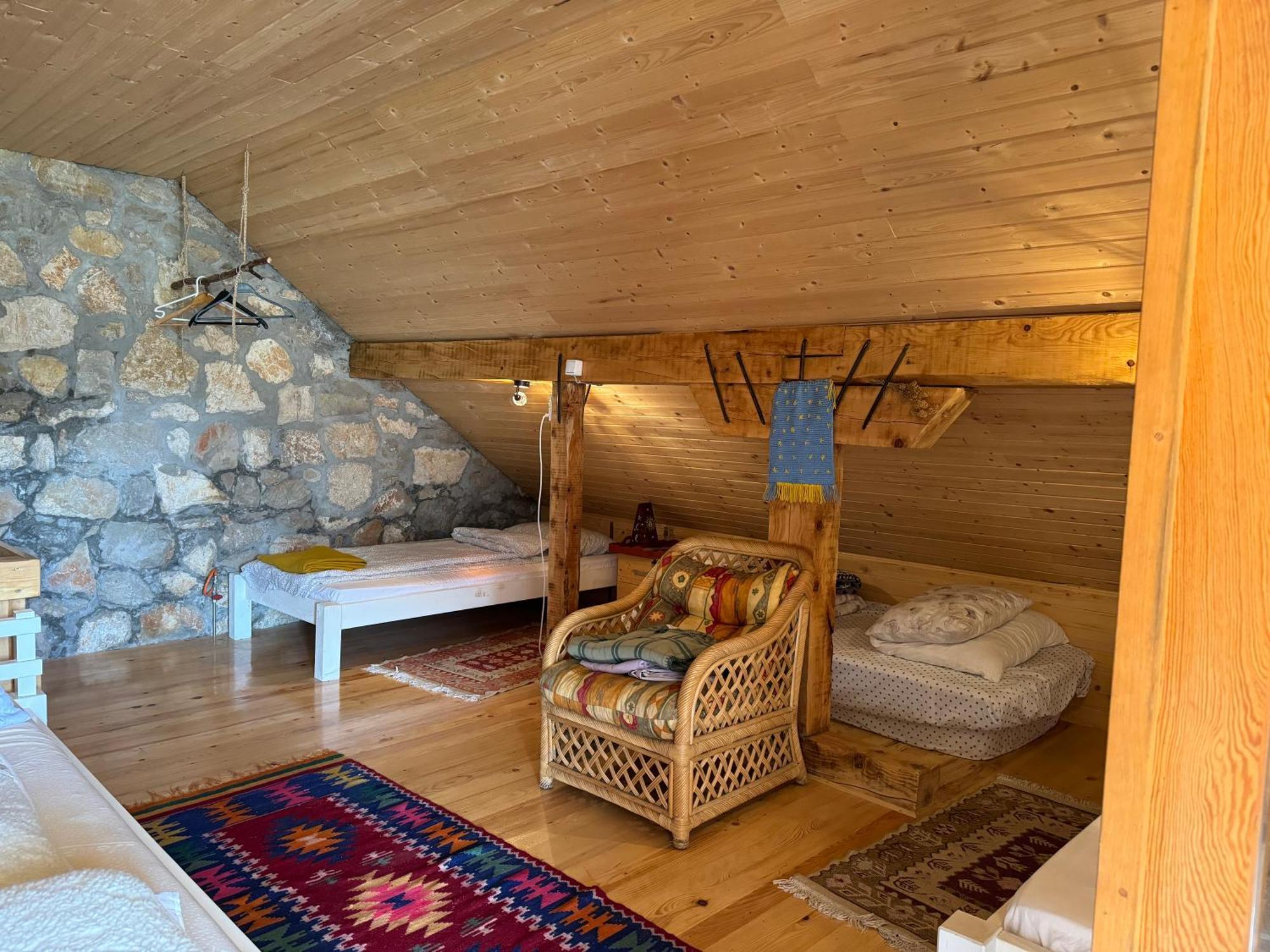 Mountain House Varda Ledenice ภายนอก รูปภาพ