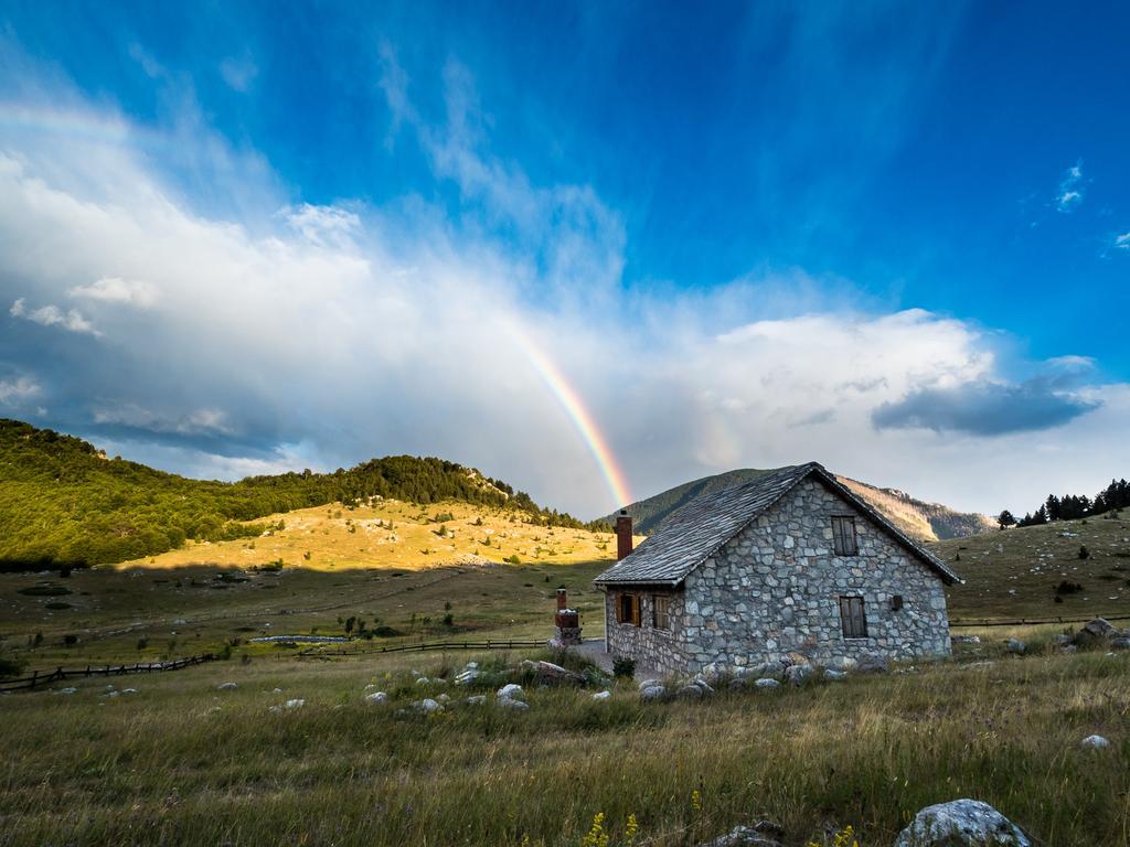 Mountain House Varda Ledenice ภายนอก รูปภาพ